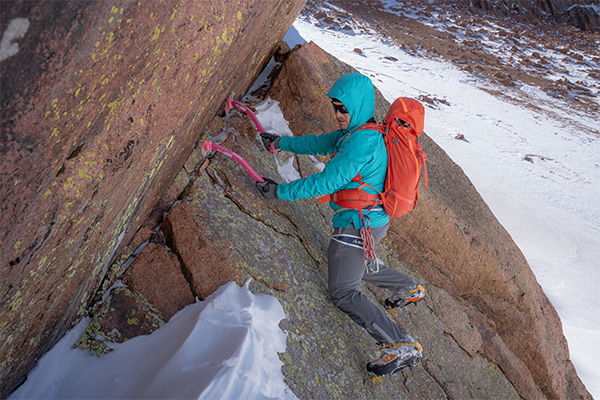 Mountain climbing outlet jacket